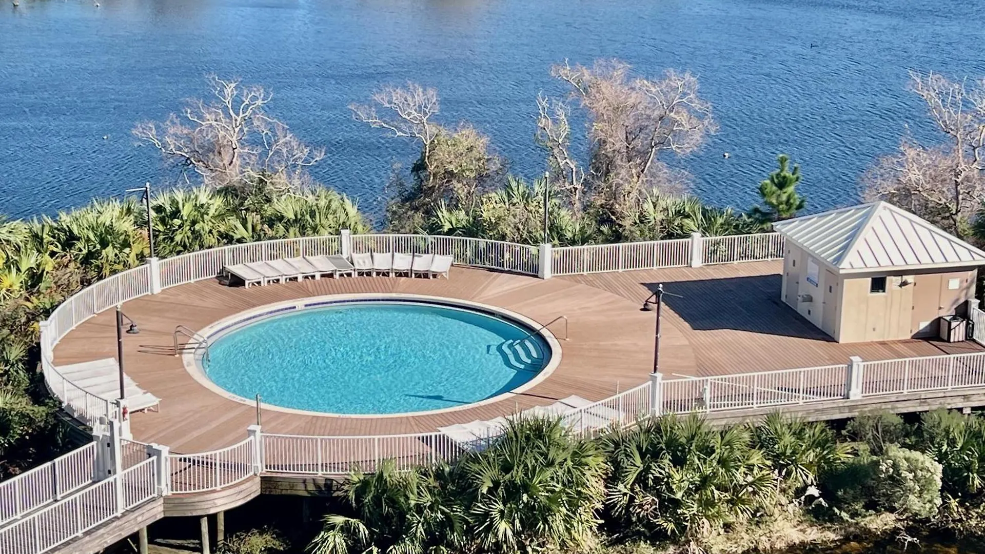 Apartment Luxury 3Bd 3Ba Plus Bunks Beach Condo! Ocean Views! Free Beach Chairs & Umbrella Service! By Dolce Vita Getaways Pcb Panama City Beach United States