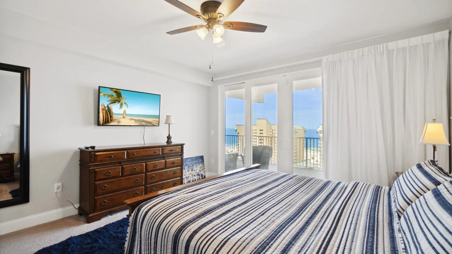 Luxury 3Bd 3Ba Plus Bunks Beach Condo! Ocean Views! Free Beach Chairs & Umbrella Service! By Dolce Vita Getaways Pcb Panama City Beach 0*,