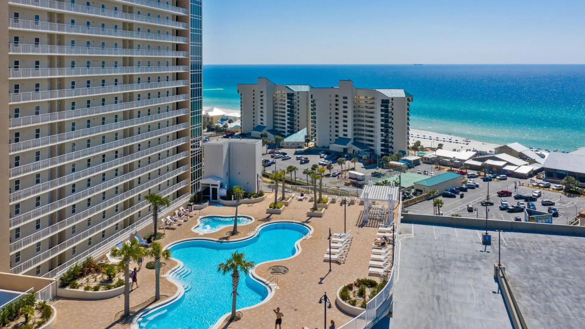 Apartment Luxury 3Bd 3Ba Plus Bunks Beach Condo! Ocean Views! Free Beach Chairs & Umbrella Service! By Dolce Vita Getaways Pcb Panama City Beach